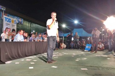 El acto se llevó a cabo en el Corsódromo de Concordia. El acto se llevó a cabo en el Corsódromo de Concordia.