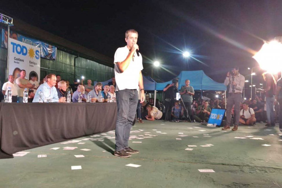 Bordet, Cresto y Francolini hablaron antes del acto en el Corsódromo de Concordia