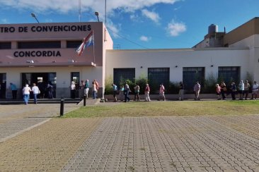 Este martes se vacunó con segundas y terceras dosis en Concordia. Este martes se vacunó con segundas y terceras dosis en Concordia.