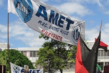 AMET se suma a la jornada de protesta. AMET se suma a la jornada de protesta.