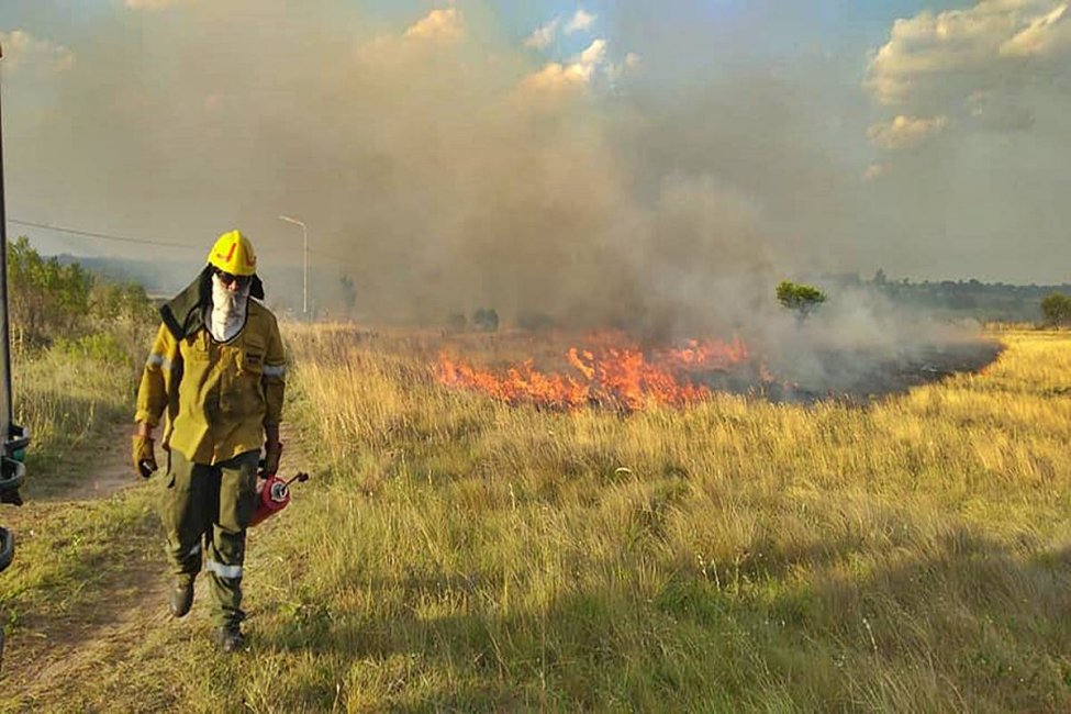 Explicaron en detalle cómo se controló el gran incendio del Puente Alvear