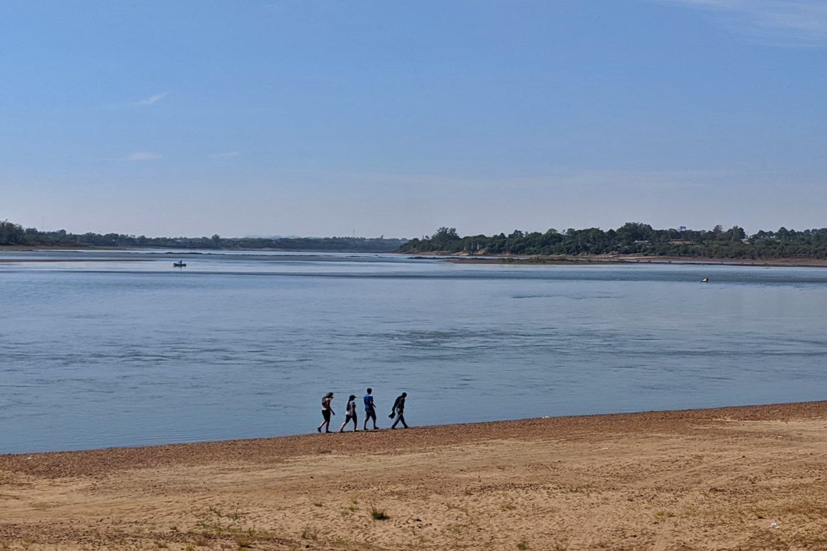 Se retom&oacute; la b&uacute;squeda del joven, en Playa Los Tomates.
