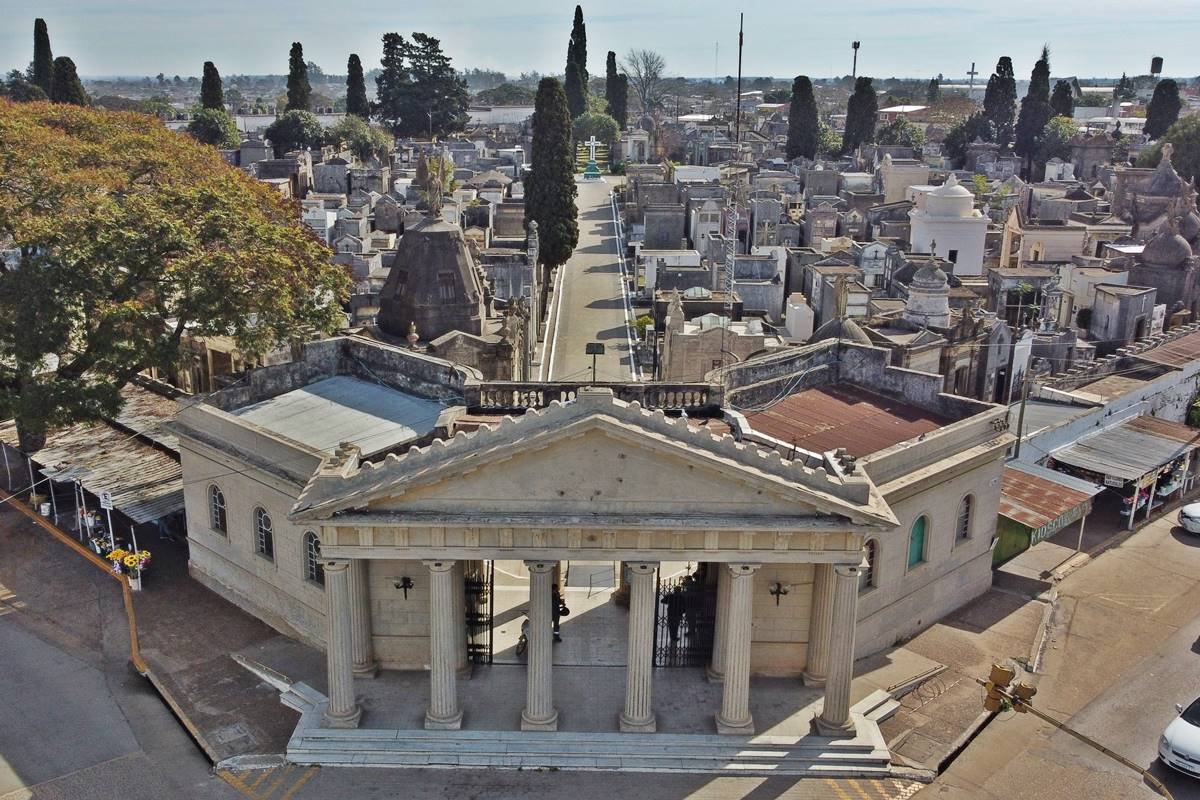 Concesi&oacute;n de panteones en la necr&oacute;polis de Concordia.