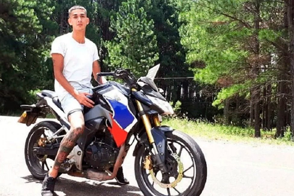 Habló la vecina que fue la primera en asistir al joven asesinado en calle Rawson