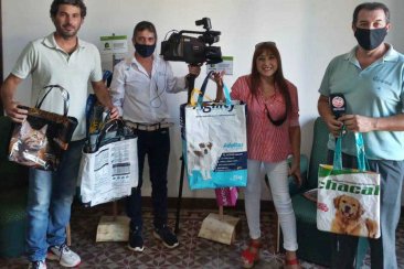 Buscan crear "ECO BAGS", usando bolsas de alimentos de mascotas. Buscan crear "ECO BAGS", usando bolsas de alimentos de mascotas.