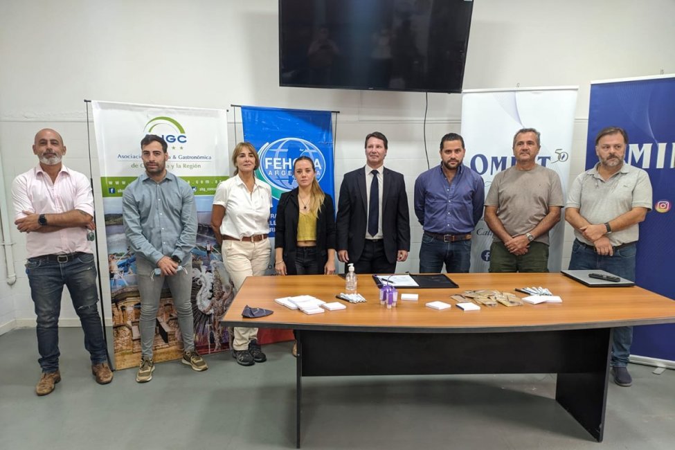La Asociación Hotelera Gastronómica consolidó una alianza comercial con OMINT
