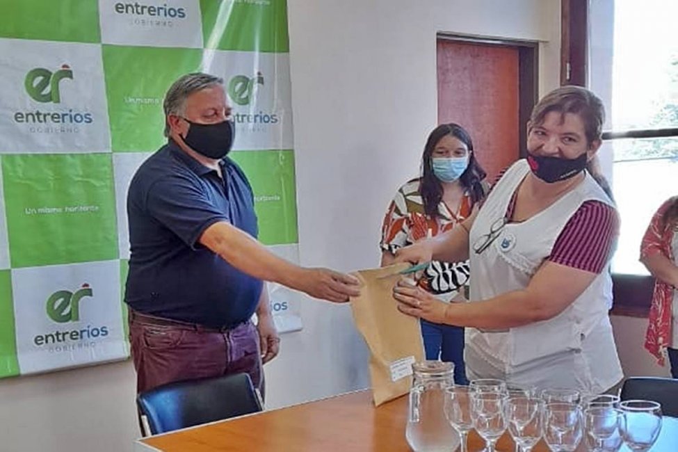 Puntapié inicial para la puesta en valor de una escuela concordiense