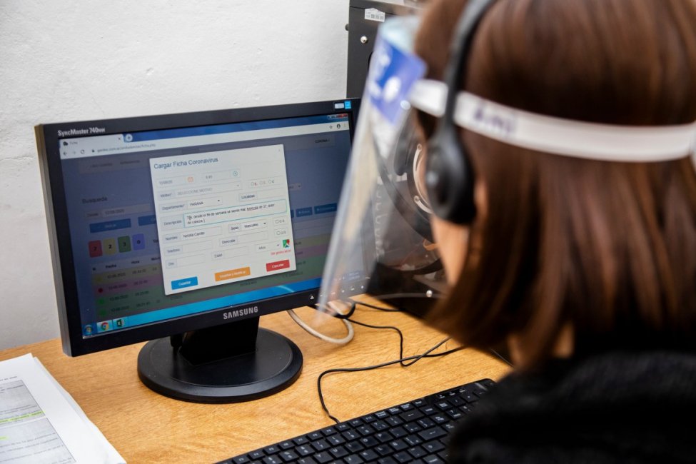 Salud recordó el funcionamiento de las líneas telefónicas dedicadas al Covid y vacunación
