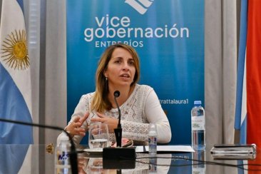 Laura Stratta, Vicegobernadora de Entre Ríos Laura Stratta, Vicegobernadora de Entre Ríos