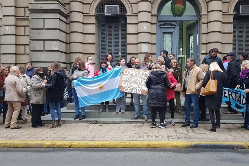 En Concordia hubo una marcha en tribunales para apoyar a la fiscal Goyeneche