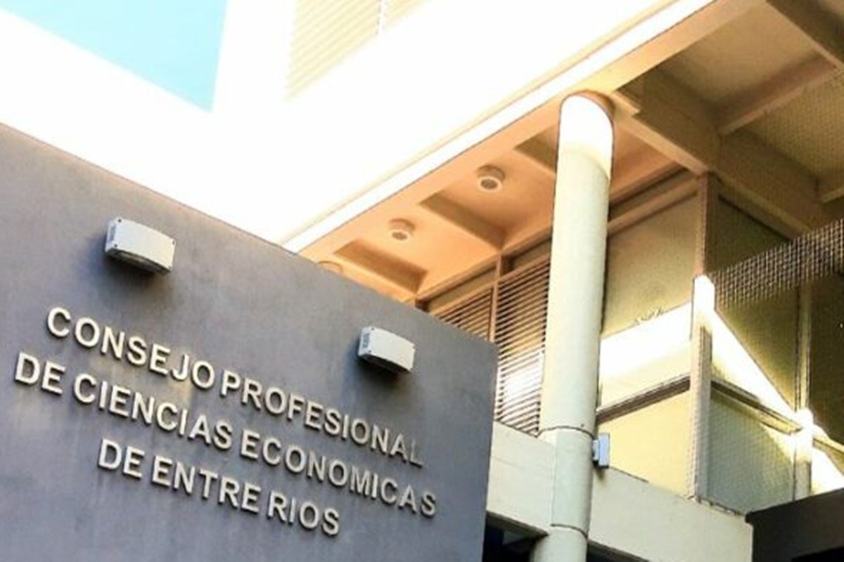 El Consejo Profesional de Cs. Económicas renovó sus autoridades El Consejo Profesional de Cs. Económicas renovó sus autoridades