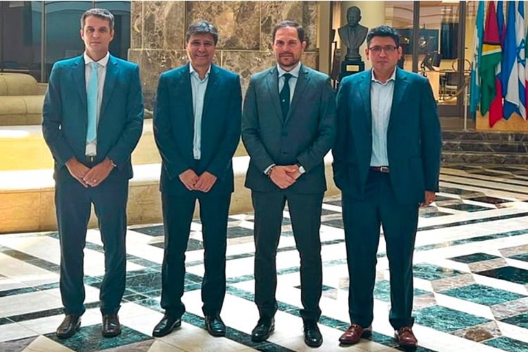 Cresto gestiona financiamiento en el BID para la realizaci&oacute;n de m&aacute;s obras en Entre R&iacute;os