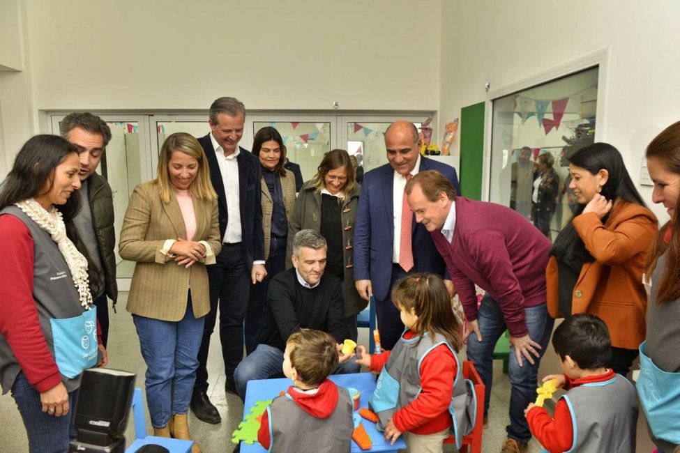 Manzur estuvo en Entre Ríos y destacó &ldquo;la visión estratégica del gobernador en invertir en Educación&rdquo;