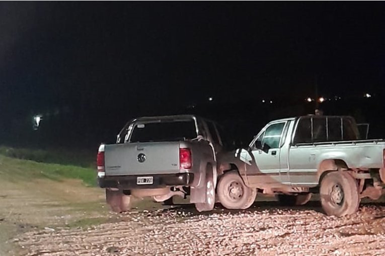 Dos camionetas protagonizaron un fuerte impacto en una ruta provincial de la regi&oacute;n
