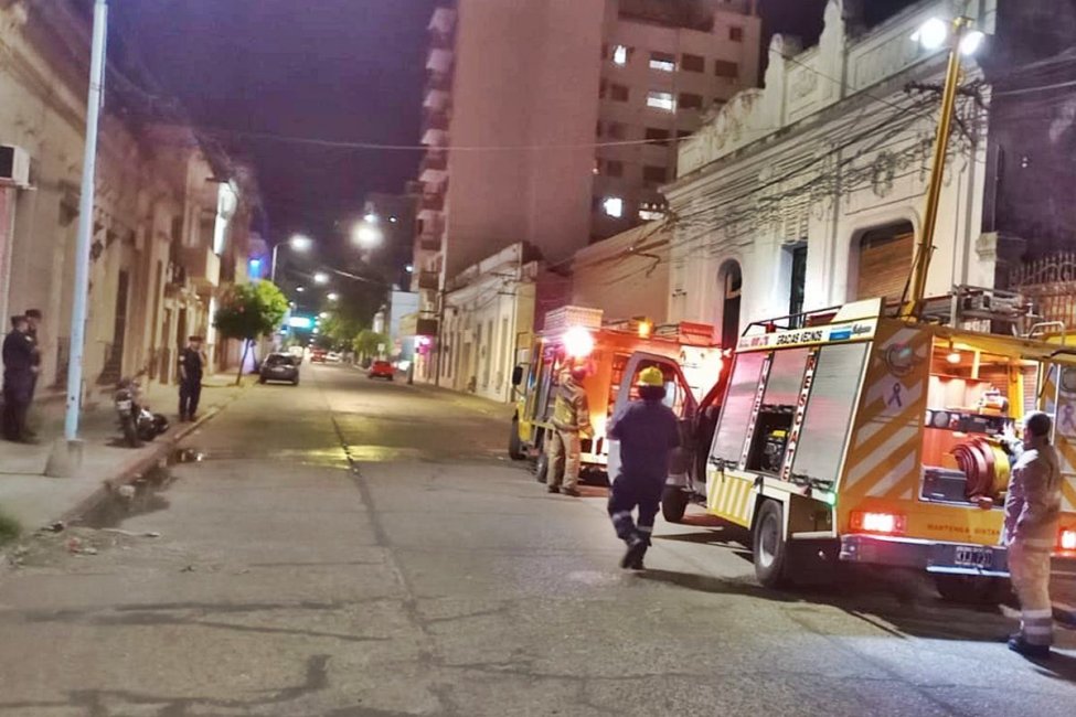 Un incendio afectó a una residencia del COPNAF ubicada en pleno microcentro de Concordia