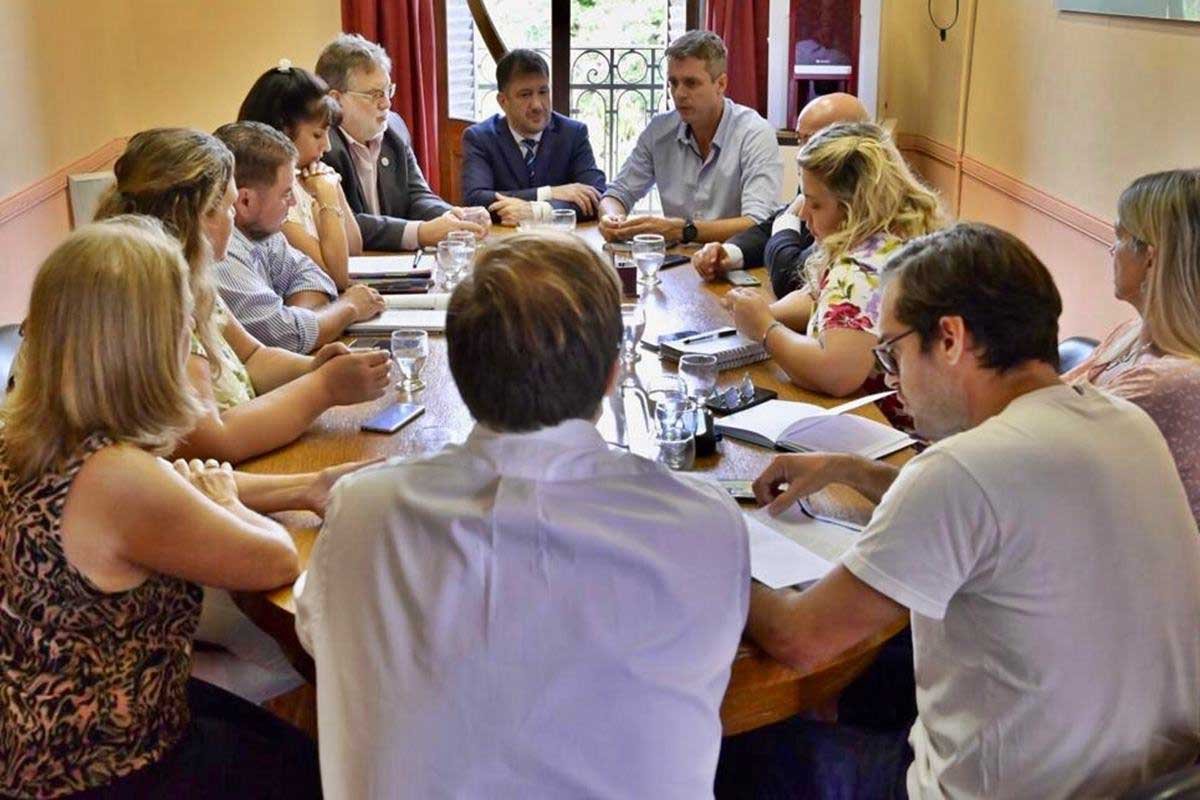 La reuni&oacute;n se realiz&oacute; durante la ma&ntilde;ana de este viernes.