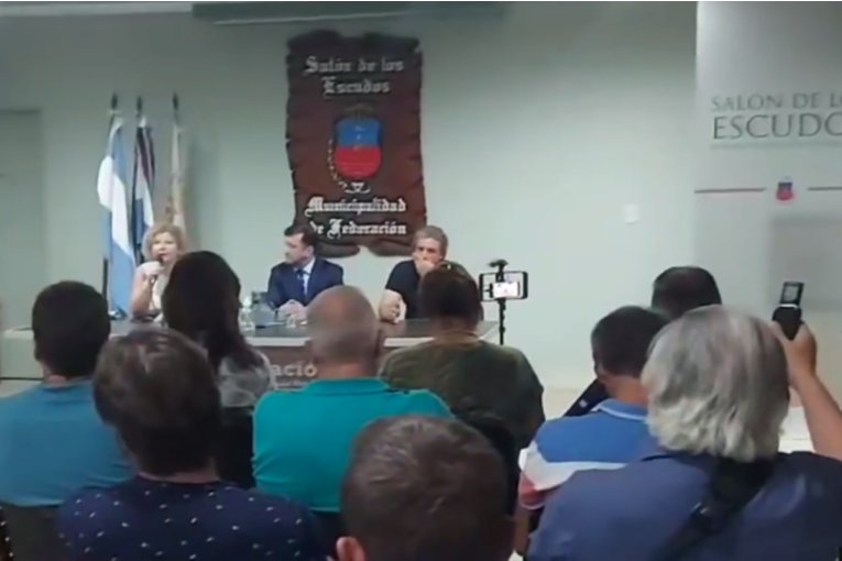 Kueider dijo en Federaci&oacute;n que su proyecto de ley es &ldquo;la expresi&oacute;n de necesidad de los vecinos de la regi&oacute;n&rdquo;
