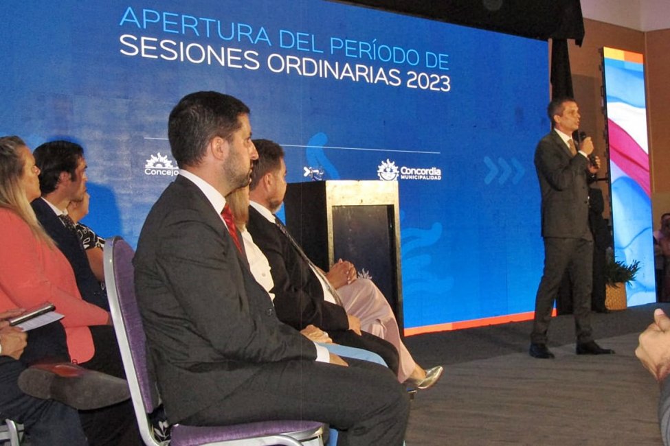 "Nuestra bandera siempre fue la generación de consensos" dijo Cresto tras inaugurar las sesiones del Concejo