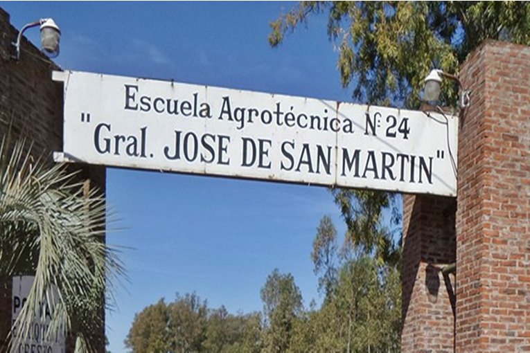 Allanaron tres viviendas por el caso de presuntas im&aacute;genes de alumnas alteradas con inteligencia artificial