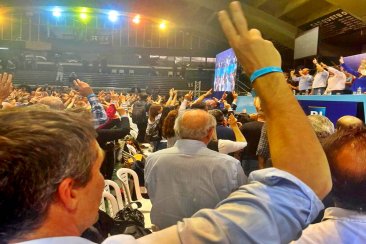 El fuero Federal Electoral entenderá en la causa contra Enrique Cresto. El fuero Federal Electoral entenderá en la causa contra Enrique Cresto.