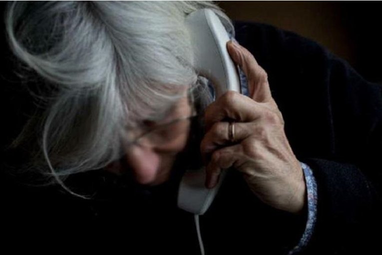 Advierten por llamados telefónicos falsos para vacunarse contra el dengue