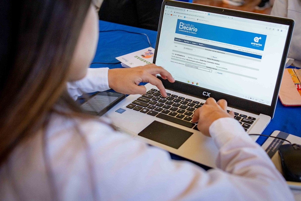 M&aacute;s de 16.000 estudiantes entrerrianos ver&aacute;n reflejado este aumento.