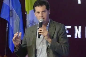 Eduardo Azueta, en su época de ex precandidato a intendente del PJ Eduardo Azueta, en su época de ex precandidato a intendente del PJ