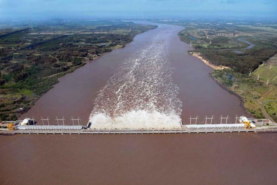 Salto Grande prevé un paulatino descenso de los niveles del Río Uruguay aguas abajo de la represa