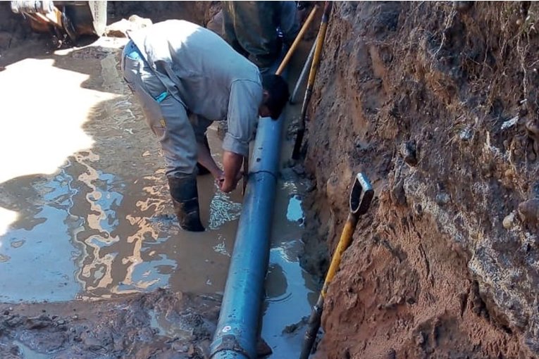 El suministro de agua se podr&iacute;a ver afectado en una zona de Concordia debido a la rotura de un ca&ntilde;o