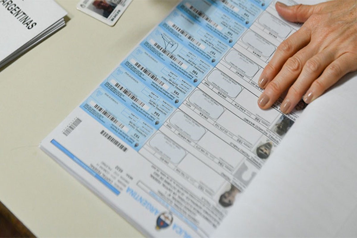 La sanción económica por no emitir el voto en estos comicios oscila entre $50 y $500. La sanción económica por no emitir el voto en estos comicios oscila entre $50 y $500.
