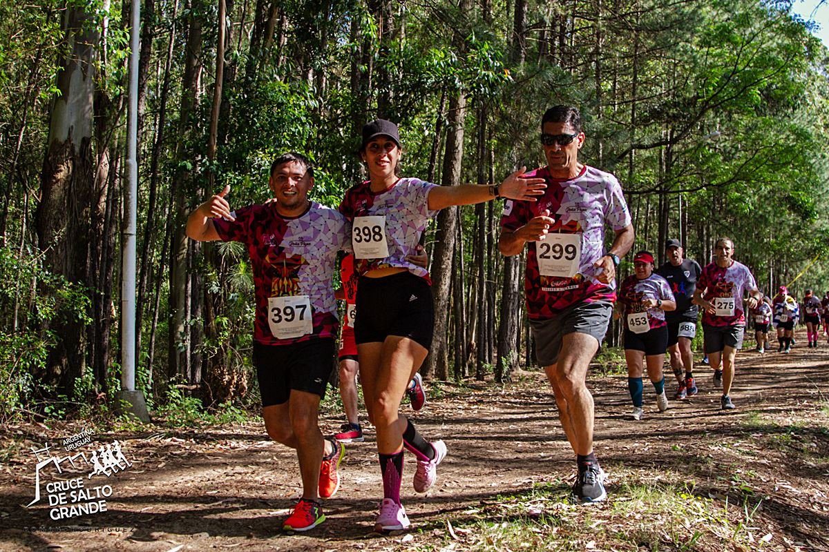 M&aacute;s de 2000 mil de participantes celebraron los 10 a&ntilde;os del Cruce Salto Grande.