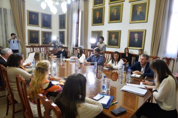 UPCN pedirá aplicar una cláusula para “proteger el salario". UPCN pedirá aplicar una cláusula para “proteger el salario".