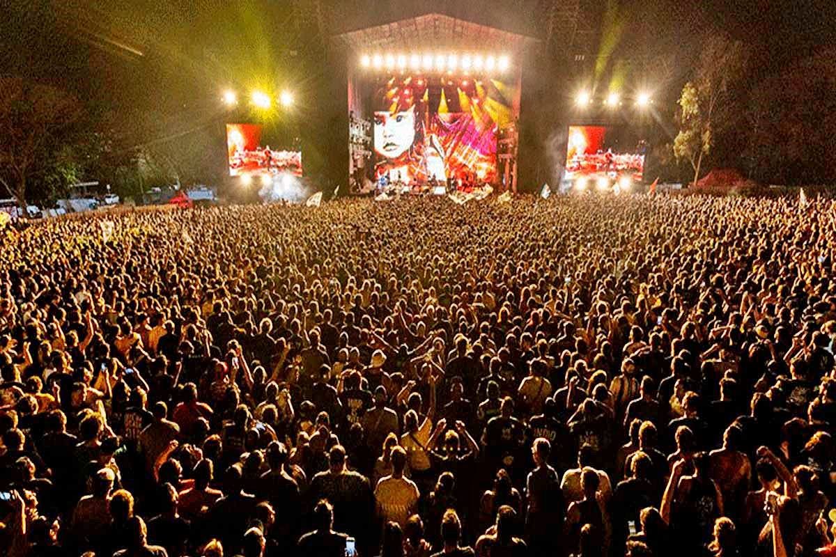 La banda llam&oacute; a no votar por Milei, en Paran&aacute;.