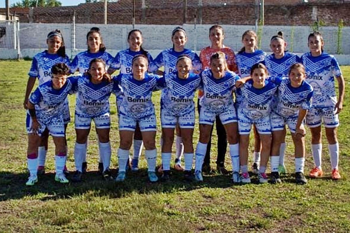 Las chicas de Santa Maria gole&oacute; a Juventud de Feliciano.