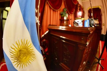 Ese mismo día se definirán las autoridades de la Cámara y de bloques. Ese mismo día se definirán las autoridades de la Cámara y de bloques.