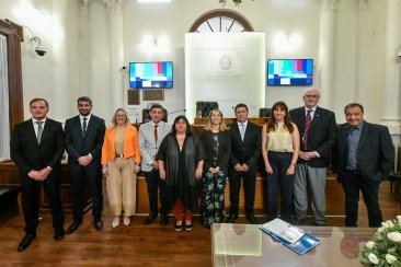 La actividad contó con la presencia del gobernador y la vicegobernadora electos. La actividad contó con la presencia del gobernador y la vicegobernadora electos.