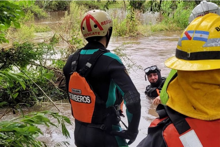 RUTA 14: Fueron identificadas las personas que murieron en el auto arrastrado por un arroyo