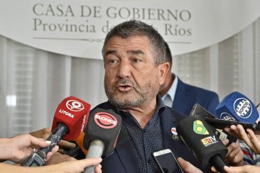 El ministro aseguró que esto deja a los efectivos “expuestos y desprotegidos”. El ministro aseguró que esto deja a los efectivos “expuestos y desprotegidos”.