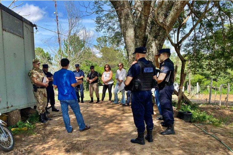 Polic&iacute;as acompa&ntilde;ar&aacute;n al personal municipal a controlar los caballos sueltos en Concordia