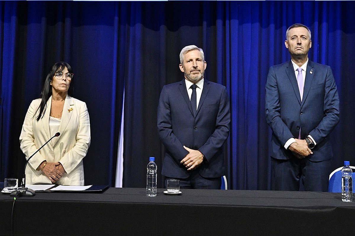 Frigerio, junto a la vicegobernadora Aluani y el diputado Hein