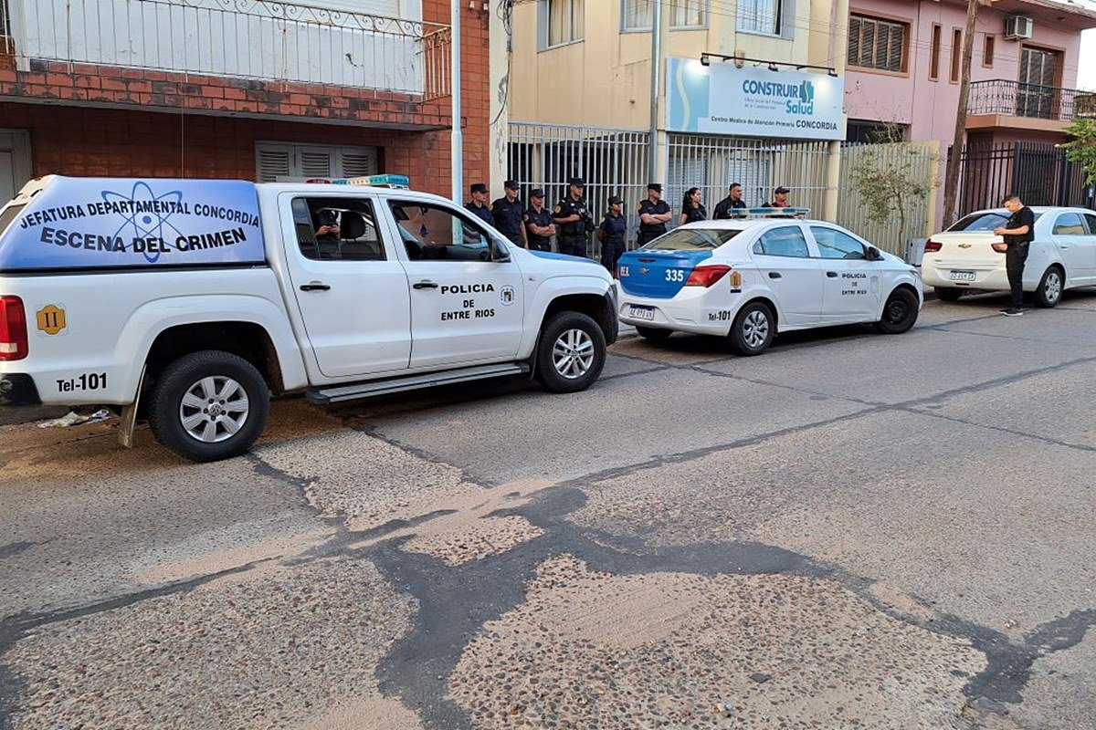 Uno de los allanamientos sobre calle Espejo