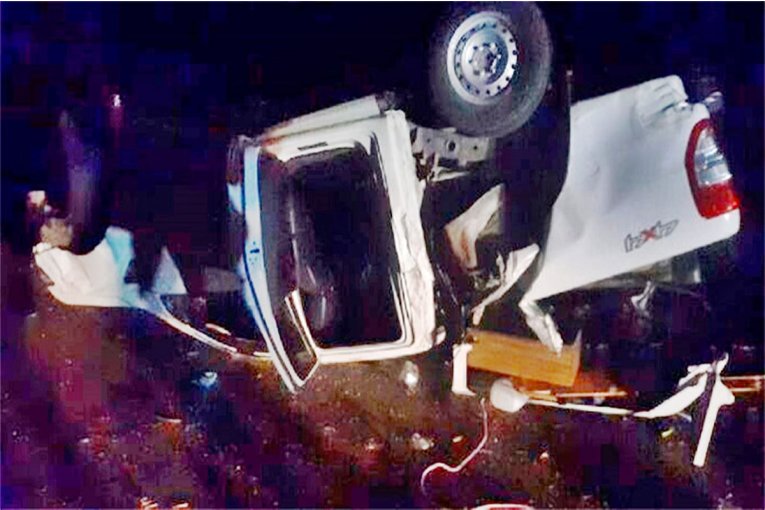 Una camioneta volc&oacute; durante la madrugada sobre la ruta nacional 14
