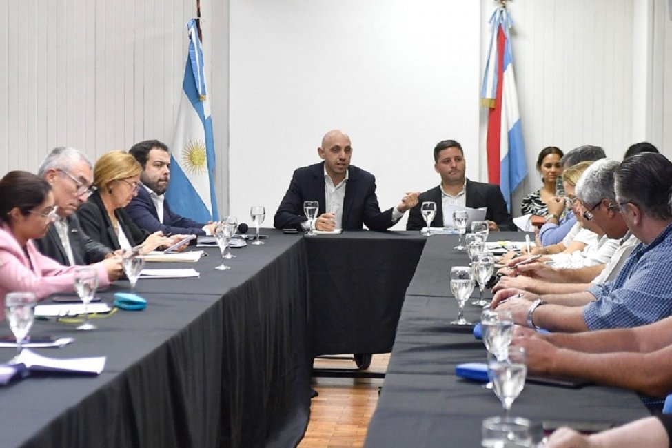 El gobierno provincial hizo su propuesta de aumento salarial a docentes