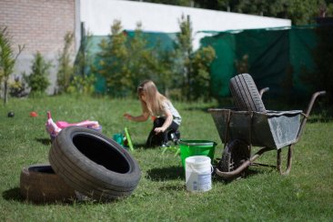 Se profundizó además que hay cuatro virus similares que causan el dengue. Se profundizó además que hay cuatro virus similares que causan el dengue.