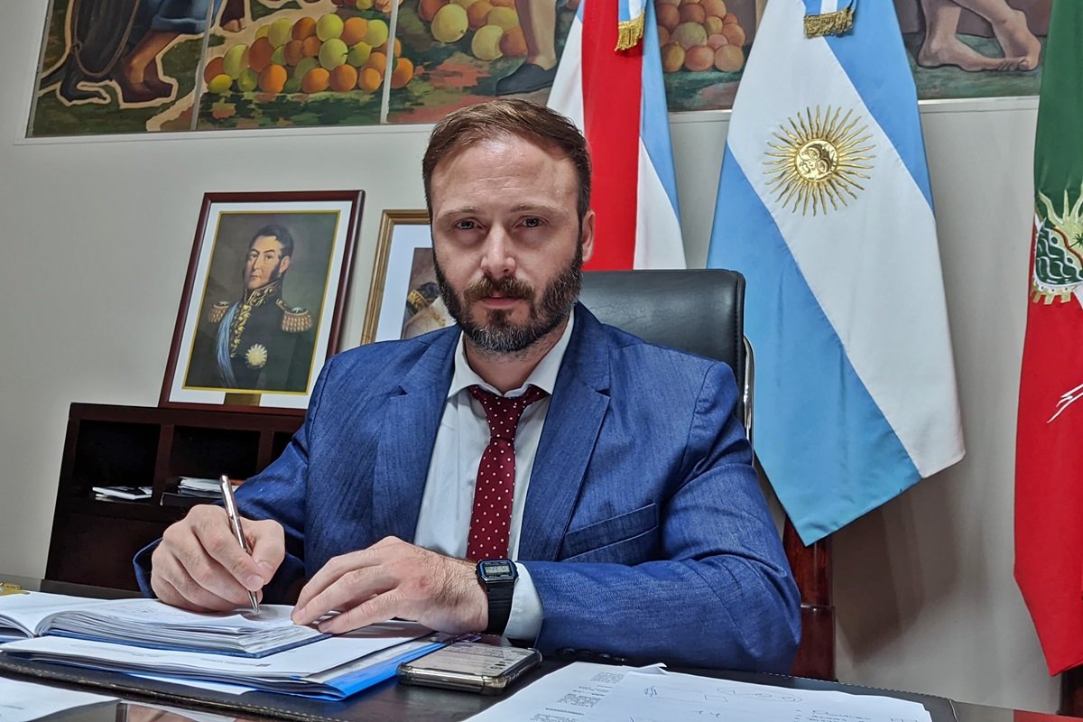 Francisco Azcu&eacute;, intendente de Concordia