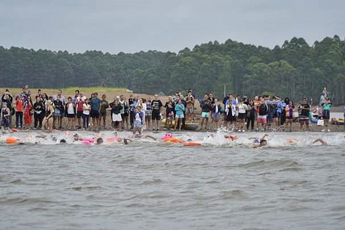 Gran convocatoria en la &uacute;ltima fecha de la competencia Aguas Abiertas