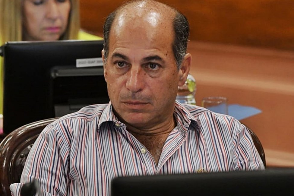 El diputado López afirmó que fue él quien advirtió sobre irregularidades en la coordinación de comedores