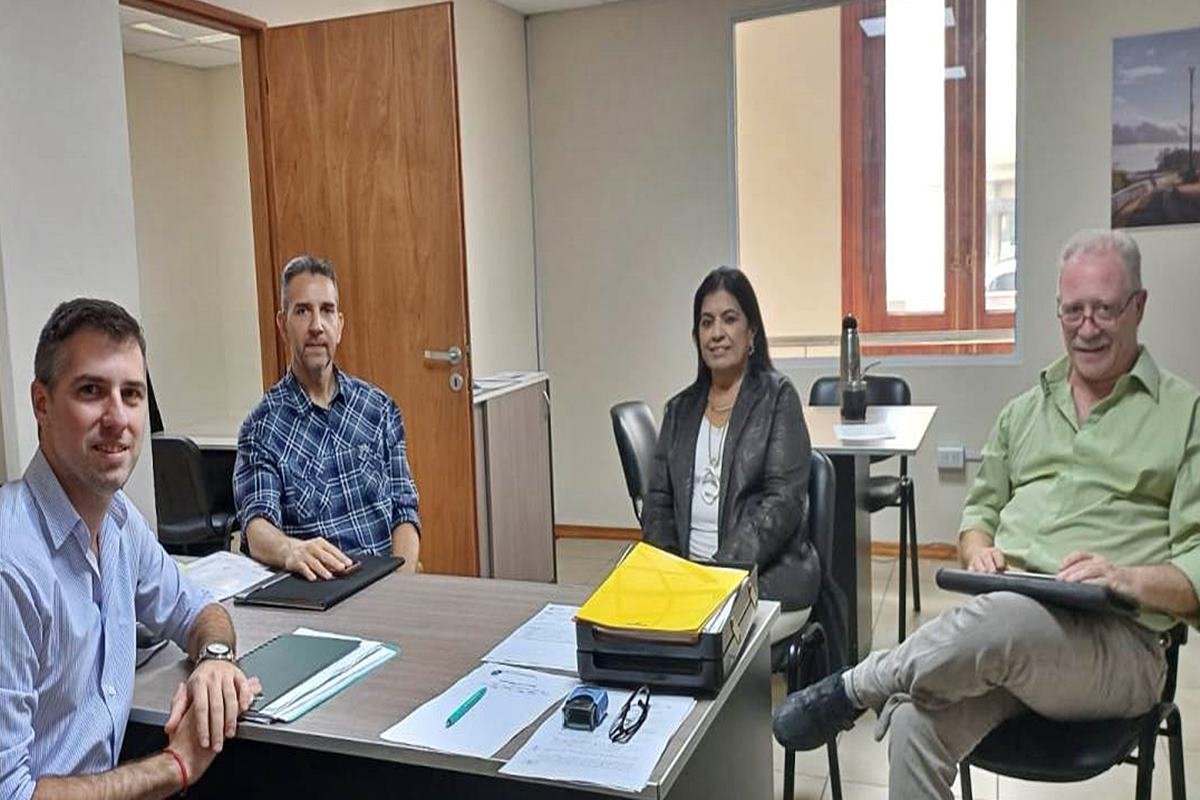 En el encuentro se busca coordinar una agenda en com&uacute;n y agilizar tr&aacute;mites.