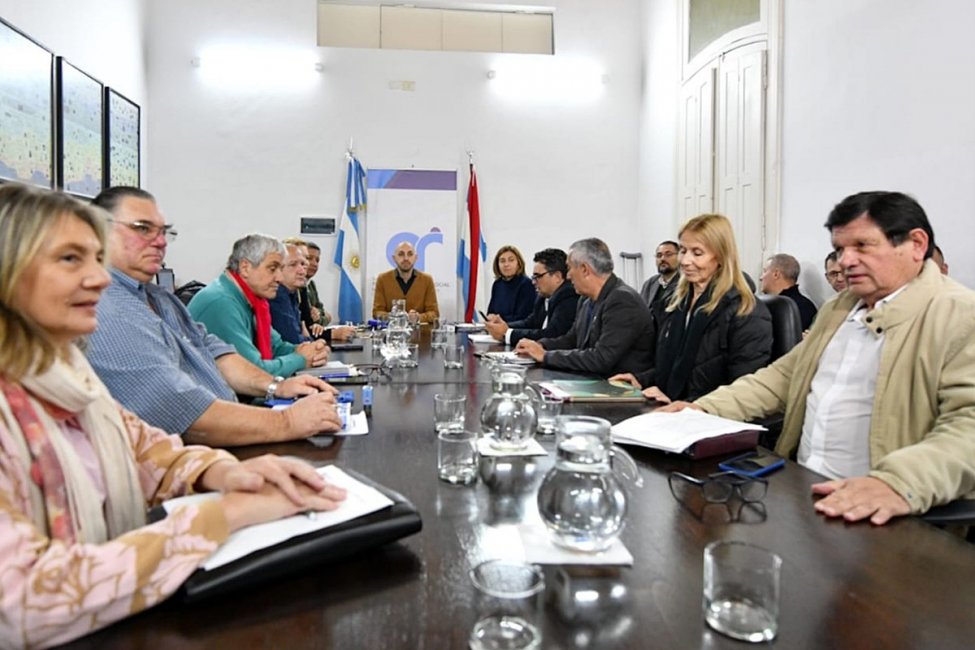 El gobierno provincial presentó una nueva propuesta salarial a los docentes
