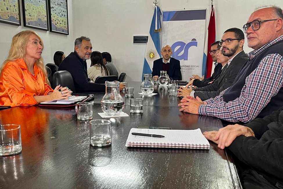 El Gobierno provincial hizo una nueva oferta de aumento salarial a los estatales